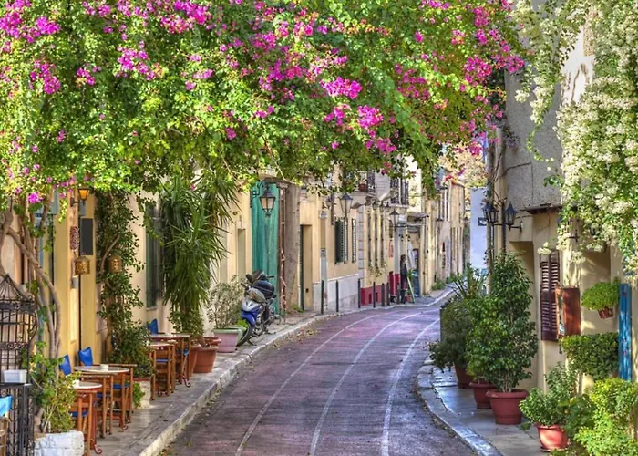 Plaka Hideaway Suite