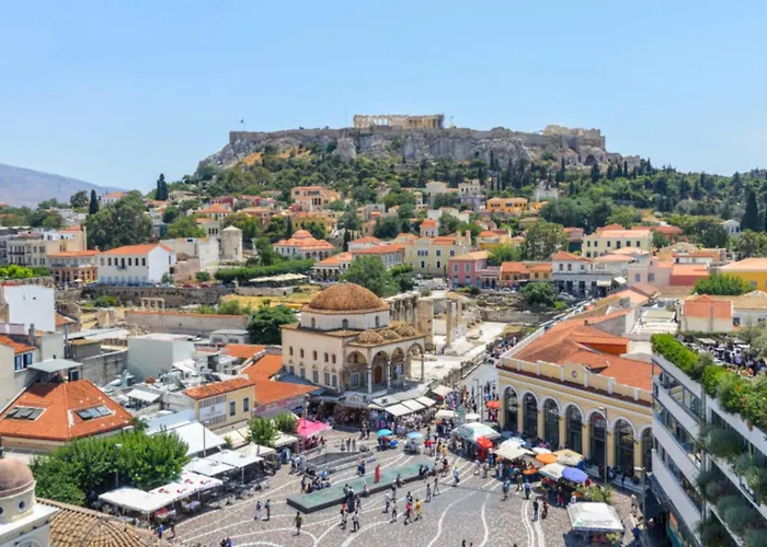 Plaka Hideaway Suite